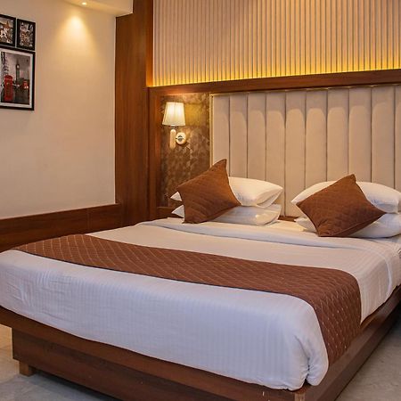 Hotel Czar Inn - Vashi נאווי מומבאי מראה חיצוני תמונה