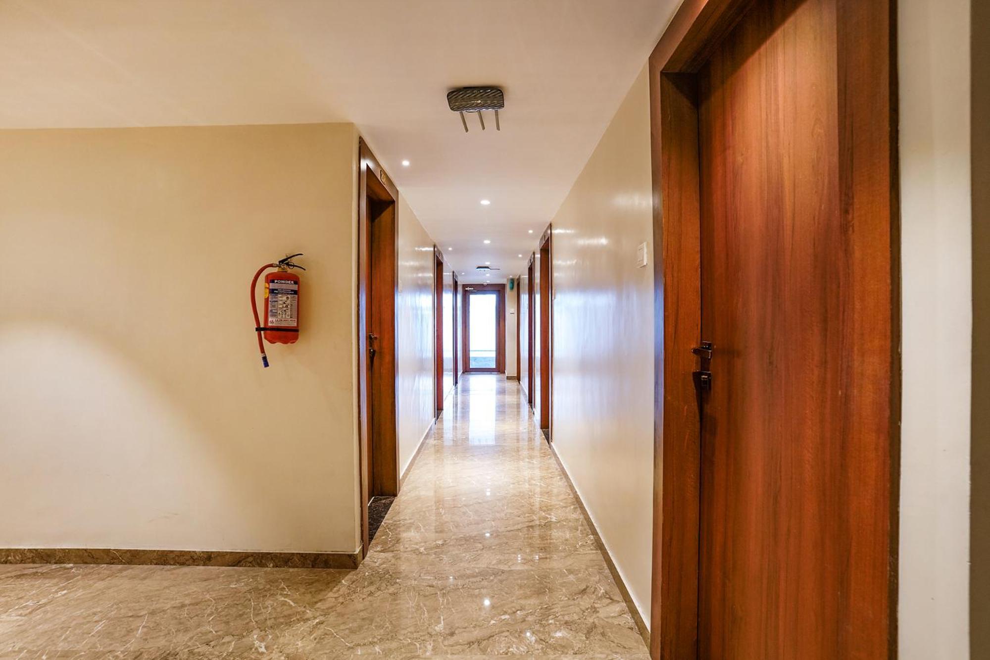 Hotel Czar Inn - Vashi נאווי מומבאי מראה חיצוני תמונה