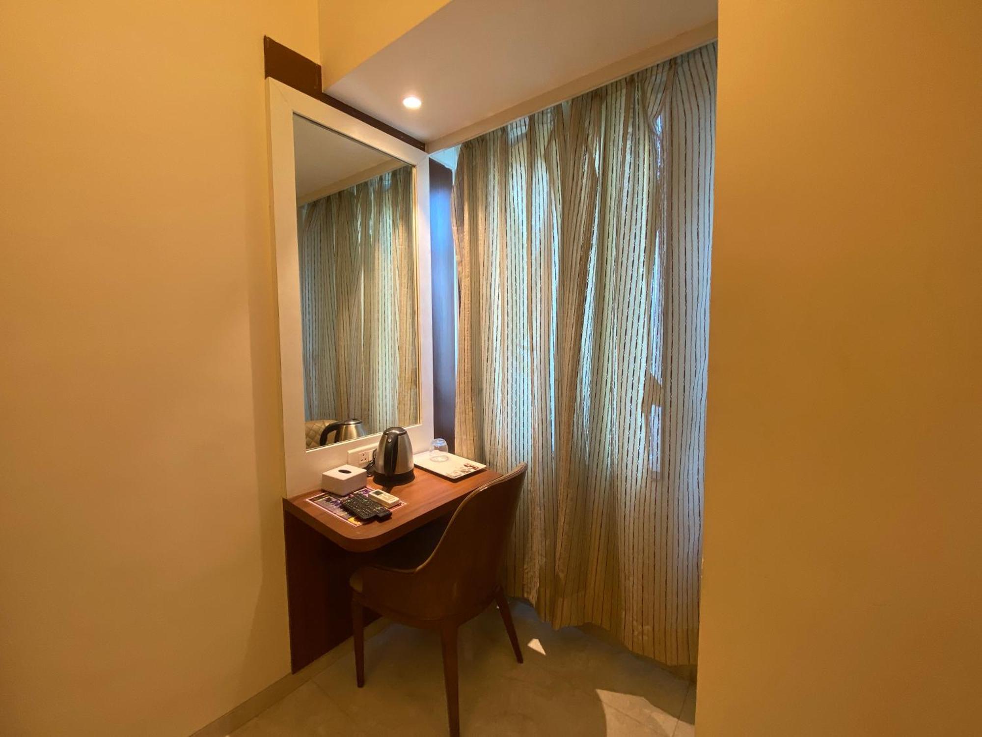 Hotel Czar Inn - Vashi נאווי מומבאי מראה חיצוני תמונה